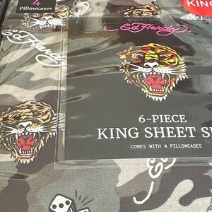 Ed Hardy Camouflage King Sheet Set with Tiger Design